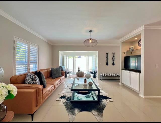 3 BEDROOM PROPERTY TO RENT IN KRONENZICHT